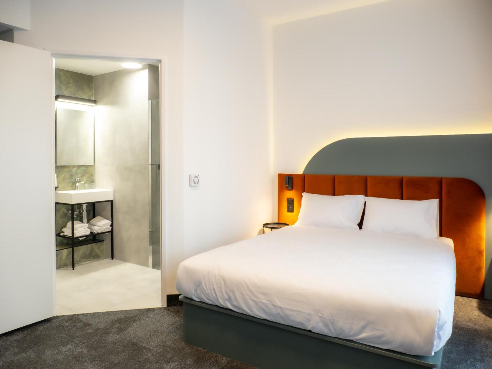 B&B Hotel Leszno Экстерьер фото